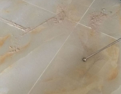 昆山瓷砖空鼓维修公司分享粘合剂选择不当在瓷砖铺贴过程中可能导致以下问题
